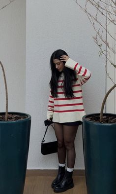 December Outfits, Vintage Outfits 90s, Italy Outfits, Outfit Mujer, Other Outfits, Looks Chic, Casual Winter Outfits, Cute Simple Outfits