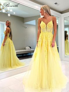 Couleur: Identique à l'image, Coutume; Taille US: 2, 4, 6, 8, 10, 12, 14, 16, 14W, 16W, Format personnalisé Foto Costume, Light Yellow Prom Dress, Prom Yellow, Prom Dress Yellow, Yellow Prom Dresses, Yellow Prom Dress, Graduation Dresses Long, Yellow Lace Dress, Yellow Prom