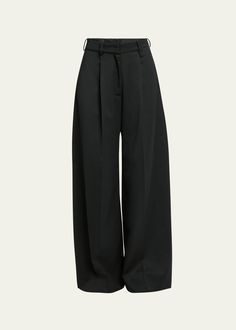 Find SIMONE ROCHA Pleated Wide Leg Wool Trousers With Faux Fur Pocket on Editorialist. Simone Rocha pintuck front trousers with faux fur (polyester) back pocket detail High rise Full length Wide legs Side slip pockets Tab/zip fly; belt loops Wool/polyester Made in Portugal Wool Trousers, Pin Tucks, Pocket Detail, Bottoms Pants, Top Brands, Faux Fur, Womens Bottoms, Full Length, Wide Leg