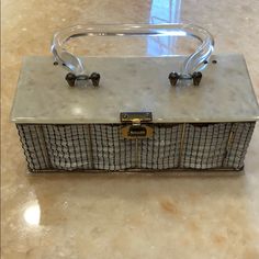 Vintage Lucite And Pearl Box Purse. Absolutely Gorgeous Unique And Amazing. Box Purse, Bags Vintage, Vintage Lucite, Vintage Bags, White Cream, Cream White, White Vintage, Purses And Handbags, Clutches