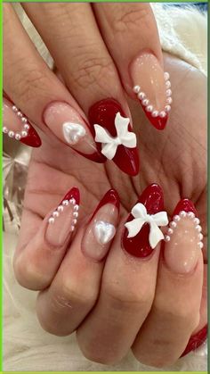 Get inspired by the latest coquette nail trends. Stand out with the perfect coquette aesthetic and soft girl aesthetic nail art. Explore… Nail Noel, Bow Nail Designs, Kutek Disney, Cute Simple Nails, Nagel Tips, Cute Christmas Nails, Smink Inspiration, Summery Nails, Girly Acrylic Nails