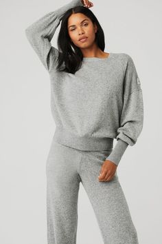 [SponsoredPost] Cashmere Jet Set Crew - Dove Grey Heather | Alo Yoga #greyyogapantsoutfitwinter Dove Grey, Pants Design, Crew Neck Top, Crew Sweatshirts, Wide Sleeves, Sweater Sleeves, Dolman Sleeve, Comfortable Fashion, Jet Set