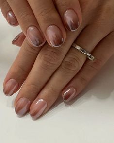 Ombre Natural Nails Short, Gel Nails Tips Ideas, Neutral Nails Bridesmaid, Hombre Fall Nails, Ombre Autumn Nails, Ombre Nails Designs Ideas, Neutral Ombre Nails Short, Ombre Fall Nails Acrylic, Ombré Fall Nails