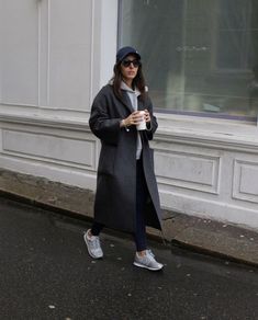 Grey Hoody Outfits, Charcoal Wool Coat, Wool Coat Hoodie Outfit, Hoodie And Wool Coat Outfit, Charcoal Wool Coat Outfit, Long Wool Coat Outfit Casual, Hoodie And Long Coat, Dark Grey Wool Coat Outfit, Grey Coat Outfit Aesthetic