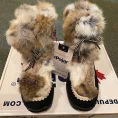 Brand New! Fur Lined Size 6 Open To Offers Pearl Boots, Fur Boots Women, Winter Hiking Boots, Chestnut Leather, Winter Leather Boots, Waterproof Snow Boots, Ankle Shoes, Winter Ankle Boots, Waterproof Winter Boots