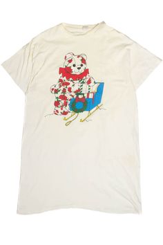 Christmas Bear Sleep Dress T-Shirt Vintage Cotton Tops For Holiday, Relaxed Fit Short Sleeve T-shirt For Holiday, Pre-shrunk White T-shirt For Loungewear, Casual White T-shirt For Holiday, White Retro T-shirt For Loungewear, Vintage Crew Neck T-shirt For Loungewear, Graphic Print Sleep Tops With Crew Neck, Cotton Sleep Tops With Graphic Print, Casual White T-shirt For Sleep