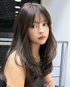 Hair Colors For Filipino Women, Square Face Long Hairstyles, Square Face Hairstyles With Bangs, Haircut Ideas For Square Face, Square Face Bangs, Square Face Haircut, Square Haircut, Hairstyle For Square Face, Square Face Short Hair