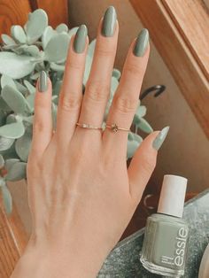 Cute Nail Trends, Subtle Nails, Aesthetic Nails, Cute Nail Art Designs, Green Nail, Cute Nail, Spring Nail, Classy Nails, Chic Nails