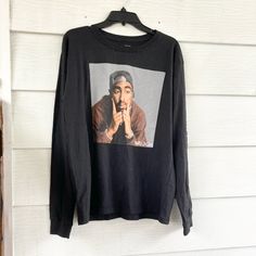 Hi! This Is A Poetic Justice Tupac Shaker Long Sleeved Black T-Shirt - Size L. It Is New With Tags And Has Not Been Worn. It Is 60% Cotton And 40% Polyester. Please See Pics To Check It Out, Plus For Approximate Measurements. Thank You So Much For Looking. Green Shirt Men, Single Shirt, Father Shirts, Poetic Justice, Mens Sleepwear, Grey Long Sleeve Shirt, Layered T Shirt, White Long Sleeve Shirt, Harley Davidson Shirt