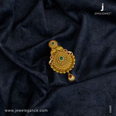 Gold Neck Designs For Women, Neck Designs For Women, Mangalsutra Design, Antique Necklaces Design, Antique Necklaces, Gold Earrings Models, Gold Mangalsutra Designs