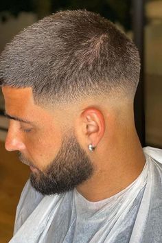 Best Mens Haircuts, Crew Cut Hair, Very Short Hair Men, Crew Cut Haircut, Mid Fade Haircut, Men Fade Haircut Short