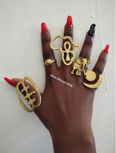 Wholesale of 5 brass rings African Shop, Gold Finger Rings, Dope Jewelry Accessories, Afrocentric Fashion, Ring Guard, Brass Ring, Jewelry Fashion Trends, Dope Jewelry, African Jewelry