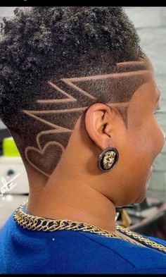 Haircut For Black Women | Dezango Stars Shaved Into Hair, Haircut Designs For Women Black, Haircuts Designs, Andis Clippers, Natural Hair Haircuts, Haircut Design, Braids With Shaved Sides, Black Hair Short Cuts