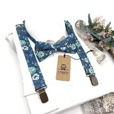 Navy Blue Suspenders, Sage Green Floral Bow tie, Suspender Bow tie, Wedding Floral Suspenders, Groomsmen Suspenders, Ring bearer outfit Suspender size : ■ BABY SET (6 - 18 mo): ■ BOW TIE - 3.3" inches (8.5 cm )  Pre-tied and made with adjustable white strap and white plastic clasp. ■ SUSPENDERS - adjustable from 16" to 27". Made of elastic. / Y-shape back. ■ Y-back suspenders of high quality elastic. Adjustable Clip and Elastic straps for you to adjust the length. » Small (6mp - 5 years old size Blue Suit And Tie Accessories For Summer Party, Dapper Summer Party Suit And Tie Accessories, Adjustable Bow Tie For Groom, Summer, Adjustable Summer Bow Tie For Groom, Fitted Suspenders For Groom Suit And Tie Accessories, Adjustable Summer Bow Tie For Grooms, Summer Wedding Bow Tie For Groom, Dapper Suspenders For Wedding, Dapper Wedding Suspenders