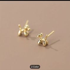 New Adorable!! Dainty Balloon Dog Earrings In Gold Plating. Post Backings With Lock Closures. Perfect As A Gift Or For Yourself. Suitable For All Ages. Suitable For Most Occasions. Nwt Balloon Dog Earrings, Gold Balloon Dog, Ballon Dog, Dog Earrings, Balloon Dog, Silver Design, Earrings In Gold, Kendra Scott Jewelry, Ear Jewelry