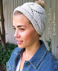 This listing is for the downloadable knitting pattern to create the Laurel Head Wrap.  This versatile design knits up quickly using one skein of luxury wool/silk blend yarn (150 yards), divided into two balls and knit with two strands of yarn held together, on size 9 (5.5mm) straight needles.  Alternately, a chunky weight yarn is suggested for you as well, should you want to knit using just one strand.  The head wrap looks great buttoned at the back under a high ponytail or up-do, and also turned with the button to the side of your face.  The openwork forms branch-like tracings around the wrap, making this fall-inspired design elegant enough for women, but fun for teens as well. Suitable for intermediate knitters, this is a fun and fast holiday gift to keep or to give. Pattern pdf is avail Knit Ear Warmer Pattern, Earwarmer Knitting Patterns, Chunky Knit Headband, Ear Warmer Pattern, Knit Ear Warmer, Headband Knit, Chunky Knitting Patterns, Knit Headband, High Ponytail