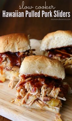 slow cooker hawaiian pulled pork sliders on a cutting board with text overlay