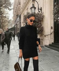 Black Turtleneck Sweater Dress, Daily Dress Me, Look Retro, Winter Trends, All Black Outfit, Mode Inspo, Autumn Fashion Women