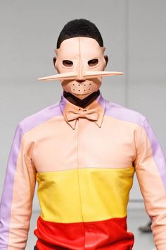 Walter Van Beirendonck 19 Metallica Vintage, Leather Face Mask, Masculine Fashion, Arte Peculiar, Pink Lady, Men's Clothes, Fashion Costume