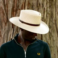 Bolero panama hat wide brim. Fedora hat made of natural straw in natural-ivory color for men and women. Finished with a beautiful eco leather belt. Elegant fedora for man and woman. The measurements in centimeters are 36 x 34. Brim length 9.5. Crown height 9.5 . (These measurements may vary slightly depending on the size of the hat) For its elaboration we only use hoods and capelines of resistant natural straw (genuine paja toquilla) of very good quality. In our workshop in the Pyrenees we sew a Mens Panama Hat Outfit, Panama Hat Outfit, Mens Panama Hat, Hat Outfit Men, Summer Headwear, Panama Hat Men, Bolero Hat, Mens Straw Hats, Mens Dress Hats