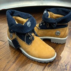 Timberland Women’s Boots Tan With Denim Accents Women’s Size: 6.5 Blue Timberland Leather Boots, Blue Leather Timberland Boots, Timberland Boots Outfit Women, Timberland Boots Women Outfit, Custom Timberland Boots, Timberland Boots Outfit, Timberland Outfits, Timberland Boots Mens, Pretty Sneakers