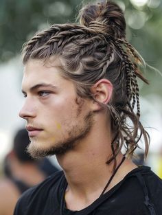 Short Beard Styles For Men, Short Beard Styles, Man Bun Styles, Viking Hairstyles, Man Bun Hairstyles, Viking Braids, Beard Styles Short, Perfect Beard, Viking Hair