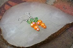 Carrot Dangle Earrings  A nice gift for Easter All products are 100% handmade, made with love especially for you. Please note that due to lighting effects, monitor brightness, contrast and other settings, there may be slight differences in the color tones / tones of the photo on the website and the item itself. Easter Earrings Diy, Carrot Earrings, Easter Earrings, Spring Earrings, Color Tones, Etsy Earrings Dangle, Easter Gifts, Diy Earrings, Cute Earrings