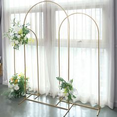 Gold Chiara Metal Backdrop Arch Stand with Round Top 7 Feet Wedding Arbor Ideas Indoor, Metal Wedding Arch Ideas, Indoor Wedding Ceremony Backdrop, 15 Backdrop, 3 Arch Backdrop, Diy Floral Arch, Gold Arch Backdrop, Garden Wedding Arch, Rectangular Backdrop