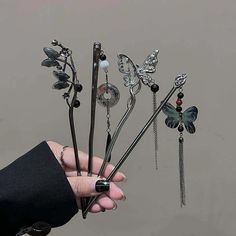 2024 New Chinese Style Butterfly Flower Tassel Hair Stick for Women Vintage Metal Hanfu Chopstick Uppermoon Oc, Chinese Hair Pins, Chinese Hair Pin, Chinese Butterfly, Metal Hair Accessories, Chinese Accessories, Chinese Jewelry