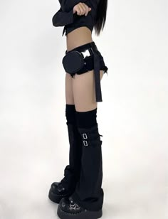 Classy Goth Aesthetic, Classy Goth, Techno Outfit, Gothic Mode, 2000s Japanese Fashion, Rave Fits, Rave Style, Gymwear Outfits