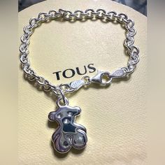 Hermosa Pulsera De Plata Tous. Brand New. Bracelets Outfit, Pandora Bracelet Designs, Tous Jewelry, Pandora Bracelet, Pretty Jewellery, Bracelet Designs, Womens Jewelry Bracelets, Full Service, Fast Delivery