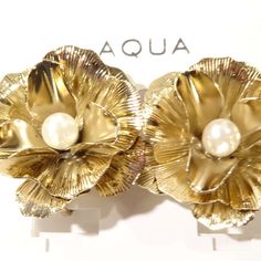 Bloomingdale's Aqua Gold Pearlized Petal Flower Stud Earrings Nwt 45 Center Metallic Stone Gold Plated Clip On Earrings Nwt $45.00 Gold 3d Flower Earrings For Formal Occasions, Elegant Spring Earrings For Anniversary, Elegant Spring Anniversary Jewelry, Formal Metal Flower Earrings, Gold Earrings For Formal Spring Occasions, Gold Earrings For Spring Formal Occasions, Formal Gold Earrings With 3d Flowers, Gold Clip-on Earrings For Spring Party, Spring Flower-shaped Formal Earrings