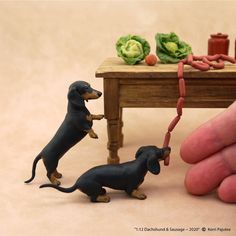 Bird Sculptures, Miniature Dog, Dog And Puppy, Diy Doll Miniatures, Mini Doll House, Miniature Dogs, Polymer Clay Animals, Felted Animals, Clay Animals