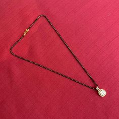 Latest Black Beads Designs, Fashion Jewelry Necklaces Gold, Black Beads Mangalsutra, Black Beads Mangalsutra Design, Modern Gold Jewelry, Gold Jewelry Simple Necklace, Antique Jewellery Designs, Gold Mangalsutra Designs, Mangalsutra Designs