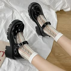 School Shoes Aesthetic, Harajuku Shoes, Mary Jane Platform Shoes, Dr Shoes, Platform High Heel Shoes, Heels Platform, Mary Jane Shoes Womens, Low Heel Shoes, White Shoes Women