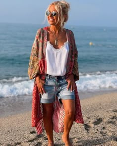 Boho Shorts Outfit Bohemian, Bohemian Style Over 50, Boho After 50, Boho Outfits Over 40, Coastal Boho Fashion, Boho Style Outfits Over 40, Boho Over 50, Looks Boho, Boho Look Outfit