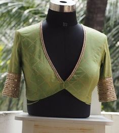 Fashionable Saree Blouse Designs, Blouse Design Images, New Blouse Designs