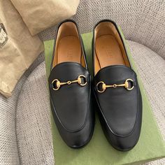 Black Gucci Loafers Literally From Italy Brand New Never Walked Outside With Them. I Have A Wide Foot I Thought I’d Be Able To Fit In Them If I Stretch Them A Little But I Can’t. Chic Gucci Loafers For Business, Gucci Elegant Loafers For Office, Gucci Elegant Office Loafers, Elegant Gucci Loafers For Office, Gucci Elegant Loafers With Round Toe, Designer Calf Leather Flats For Office, Gucci Round Toe Loafers For Office, Gucci Almond Toe Loafers For Workwear, Gucci Loafers For Office With Round Toe