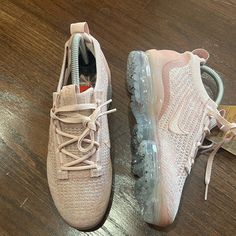 Nike Air Vapormax 2021 Fk Flyknit Phantom Summit Women’s Dj9975-001 $210 Brand New With Tags No Box No Flaws No Holes Rips Or Tears Smoke Free Home Comfortable Sneakers With Air Cushioning, Nike Casual Running Shoes With Air Cushioning, Casual Winter Running Sneakers, Winter Casual Running Sneakers, Spring Casual Sneakers With Air Max Cushioning, Nike Breathable Sneakers For Winter, Sporty Flyknit Sneakers For Sports, Casual Flyknit Sneakers For Sports, Nike Mesh Sneakers For Spring