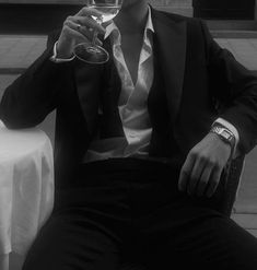 Suit Men Aesthetic Dark, Men With Suits Aesthetic, Wattpad Man In Suit, Fancy Men Aesthetic, Rich Man Astethic, Suited Men Aesthetic, Man Photo Aesthetic, All Black Suit Men Aesthetic, Hot Suits For Men Aesthetic