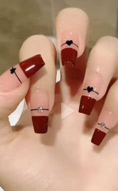 Beauty Confidence, Beauty Hacks Nails, Spring Nail Designs, Effortless Beauty, Pretty Nail Art, New Year's Nails, Spring Nail, Heart Nails