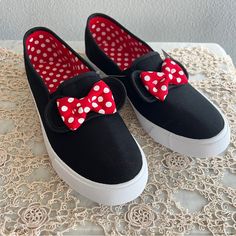 Disney Minnie Mouse Slip On Sneakers -Womens Size 8-Nwt Cute Polka Dot Lining Inside Outside Rubber Sole Shell And Lining Material: Textile Casual Black Mickey Mouse Sneakers, Cute Mickey Mouse Low-top Sneakers, Cute Low-top Mickey Mouse Sneakers, Cute Low-top Sneakers With Mickey Mouse Design, Casual Minnie Mouse Sneakers With Round Toe, Cute Minnie Mouse Low-top Sneakers, Casual Low-top Minnie Mouse Sneakers, Shoes Disney, Disney Shoes