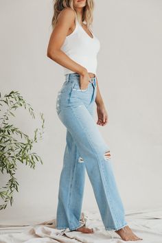 90's Vintage Flare Jean – IVORIE KAI LLC Karen Outfit, Jean Wide Leg, Chicken Flatbread, Straight Leg Jeans Outfits, Wide Legged Jeans, High Rise Wide Leg Jeans, Vintage Flare, Cuffed Jeans, Girly Fashion