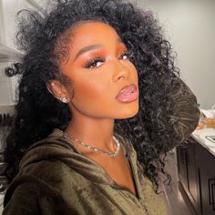 Jayda Wayda Makeup Looks, Jayda Curly Hair, Jayda Cheaves Curly Hair, Jayda Wayda Curly Hair, Jayda Wayda Makeup, Jayda Wayda Hairstyles, Wayda Braids, Jayda Wayda Braids, Curly Short Wig