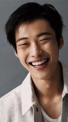 Woo Dohwan | Elle Korea Magazine Woo Do-hwan Abs, Woo Do-hwan Wallpaper, Woo Do Hwan, Korea Magazine, Elle Korea, Asian Man, Asian Guys