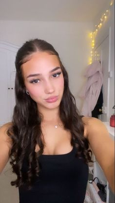 Casual Hairstyles For Long Hair, Hairstyles For Wavy Hair, Clean Girl Makeup, Hairstyles Cute, Makeup Hairstyles, Brunette Hair With Highlights, Curly Hair Styles Easy