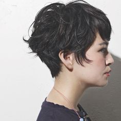 Nice Hairstyles For Short Hair, Short Hair Fringe, Nice Hairstyles, Textured Haircut, Latest Haircuts, Hair Catalog, Short Curly Haircuts, Medium Short Hair