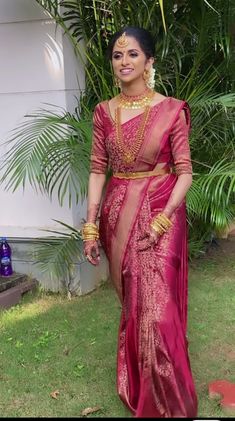 South Indian Marriage Saree, Fancy Reception Sarees For Bride, Bridal Reception Sarees South Indian, Reception Saree Ideas For Bride, Kanchipuram Silk Saree Wedding Brides Indian Bridal, Reception Look In Saree, Bridal Saree For Reception, Kerala Wedding Saree Collection, Tamil Bridal Saree