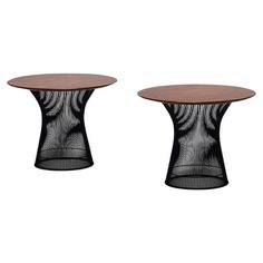 Warren platner pair of side or occasional tables Knoll International USA, 1960s Oak, bronzed steel Measures: 18.5 height × 24 diameter inches. Knoll Coffee Table, Knoll Table, Knoll Platner, Bronze Side Table, Warren Platner, Modern Side Tables, Occasional Tables, Side Table Design, Modern Side Table