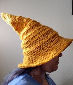 Ravelry: Wizard Hat pattern by Samantha Quintana